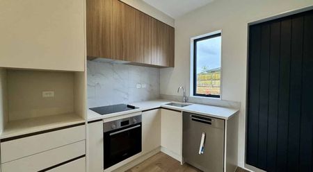 Your New Beginning in Māngere Bridge – Fresh, Functional & Fantastic - Photo 3