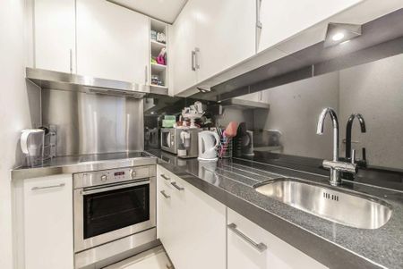 Studio to rent - Photo 3