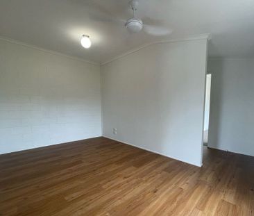 2-Bedroom Unit – Walk to Shelly Beach - Photo 6