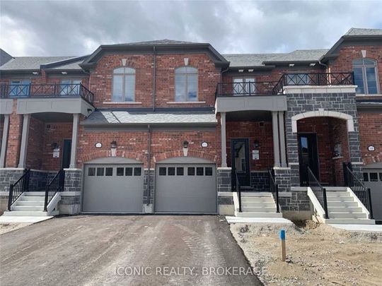 For Lease - 1978 Boyes Street, Innisfil, Ontario - Photo 1