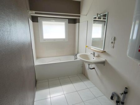 Location Appartement 3 pièces 69m² ANGERS 49000 - Photo 4