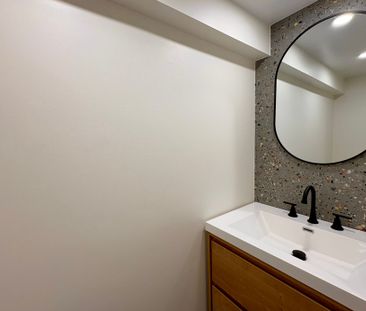 For Lease - 275 Mortimer Avenue, Toronto, Ontario - Photo 5