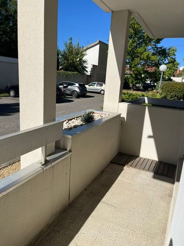Location Appartement 1 pièce 35m² - Photo 4