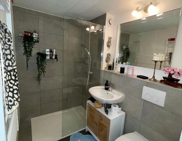 Nachmieterin gesucht: schönes neues WG Zimmer Kreuzberg - Photo 1