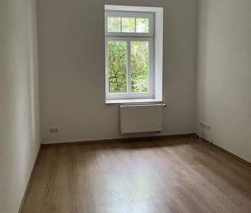 Perfekte Wohnung mit vorteilhafter Raumaufteilung für die kleine Fa... - Photo 1