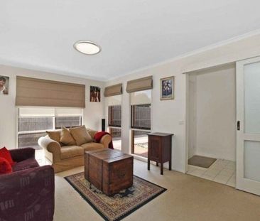 Charming 3-Bedroom Home with Modern Comforts in Epping - Photo 2