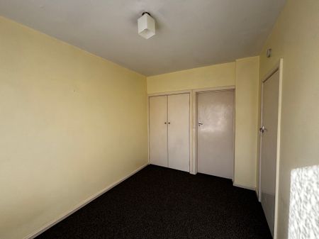 13 / 28 Eumeralla Road, CAULFIELD SOUTH - Photo 2
