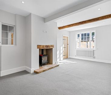 3 bedroom terraced house to rent - Photo 2