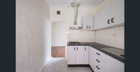 Classic house / area's buzzing heart - Photo 2