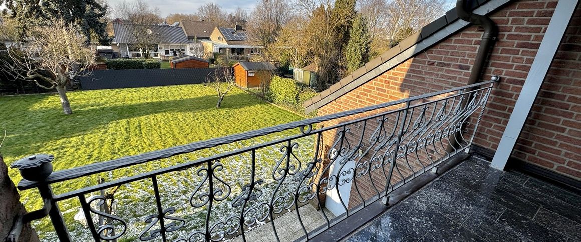 Freistehendes Einfamilienhaus mit Garage in Eschweiler-Kinzweiler - Photo 1