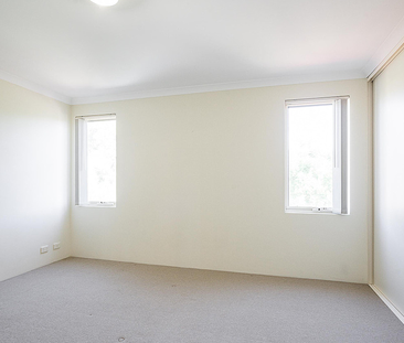 38/27 Meadow Springs Drive, Meadow Springs. - Photo 5