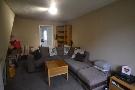 Rowley Close, Swadlincote - Photo 2