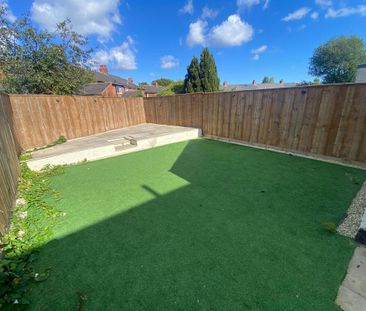 3 bedroom terraced house to rent - Photo 2