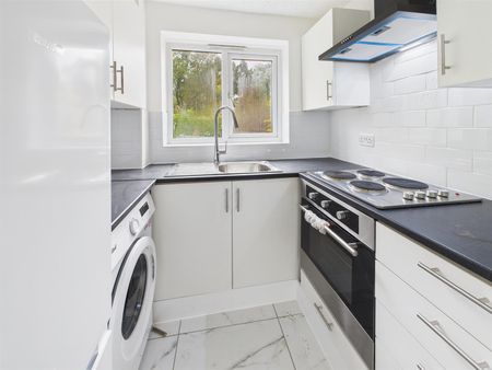 Roundhill Way, Loughborough, LE11 4WB - Photo 5