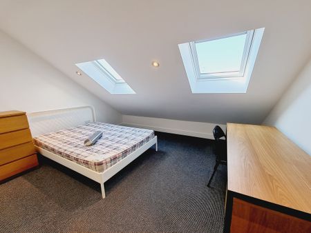 2 Bed Student Accommodation - Photo 4