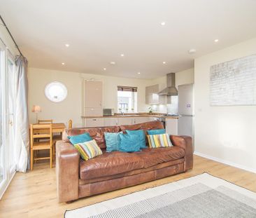 2 bedroom flat to rent - Photo 3