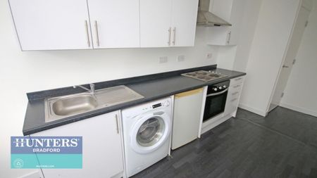 1 bedroom Flat To Let - Photo 4