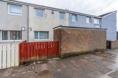 3 bed terraced house to rent in Eshott Close, Newcastle Upon Tyne, NE5 - Photo 3