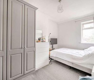 Valence Wood Road, Dagenham, RM8 - Photo 1