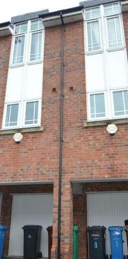 Mackworth Street, Hulme, Manchester, M15 - Photo 1