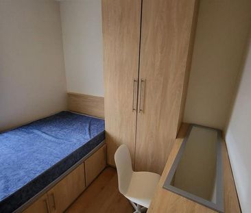 4 bedroom house to rent - Photo 3