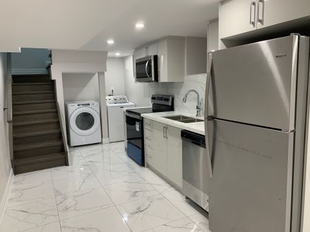 For Lease - 251 Major Street, Toronto, Ontario - Photo 5