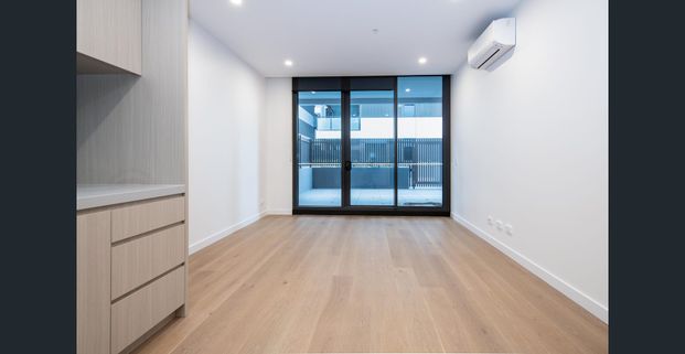 Contemporary Living in Clayton South - Photo 1