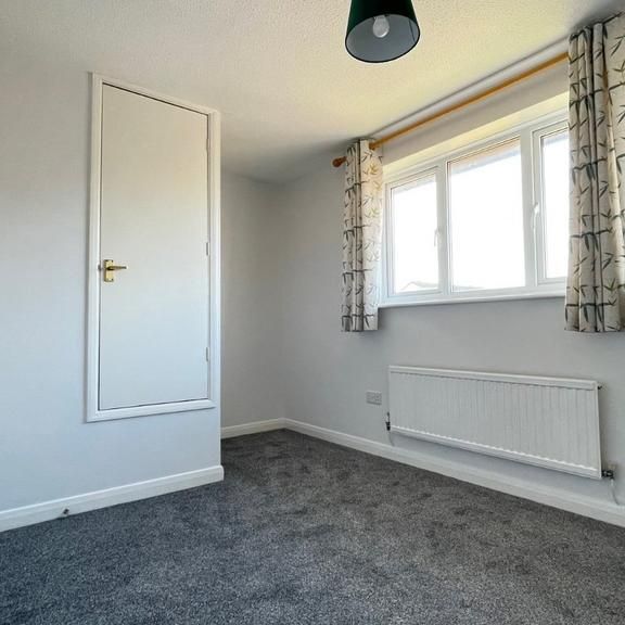 2 bedroom semi-detached house to rent - Photo 1