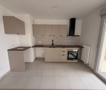 Location Appartement 3 pièces 59m² - Photo 6