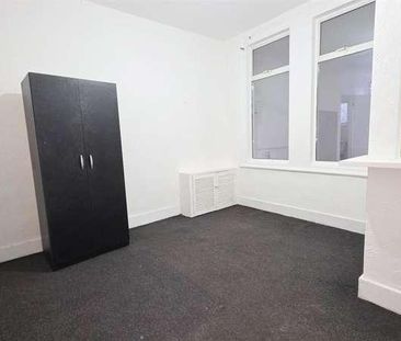 Eton Road, Ilford, IG1 - Photo 3