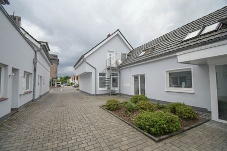 6055 - Gemütliche 3-Zimmer-Erdgeschosswohnung mit Terrasse & EBK in Eversten! - Photo 2