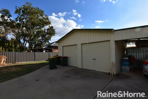 One Bedroom Unit - Centrally Located & Double Brick - Photo 1