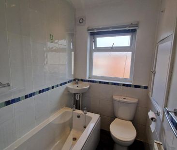 2 bedroom house to rent - Photo 1