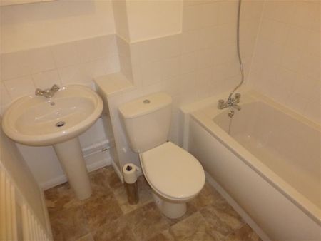 Grove Close - Photo 2