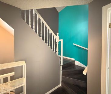 For Lease - 4 Porter Drive, Guelph, Ontario - Photo 5