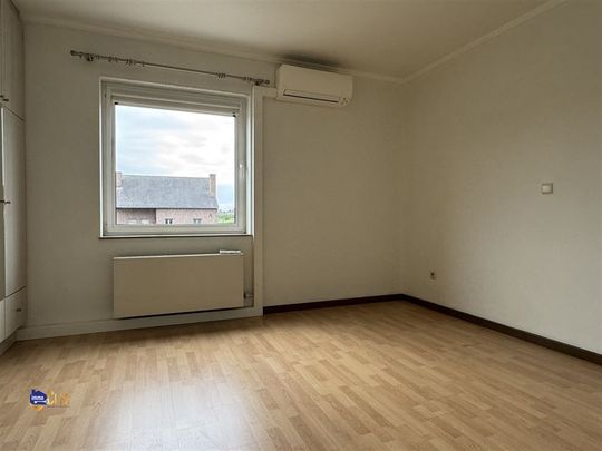 Verzorgd appartement met 2 slaapkamers te Alken - Photo 1