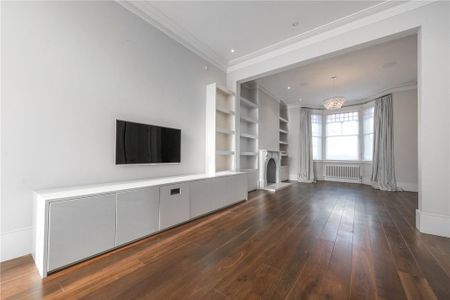 4 bedroom terraced house to rent - Photo 3