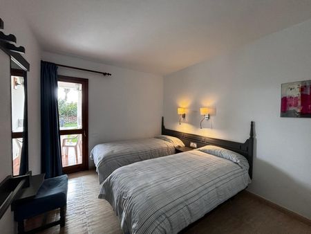 Apartment , seafront to rent in Aida, Playa del Inglés, Gran Canaria - Photo 2