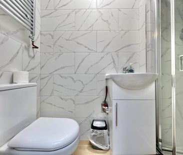 Studio to rent - Photo 6