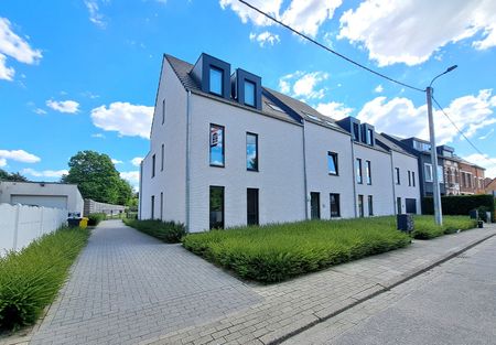 RUSTIG EN CENTRAAL GELEGEN 2 SLPK APPARTEMENT - Photo 2
