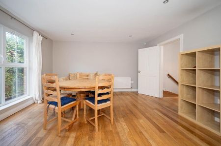 Apartment 3 Lily Court 14a Deramore Park South, Belfast, BT9 5JY - Photo 3