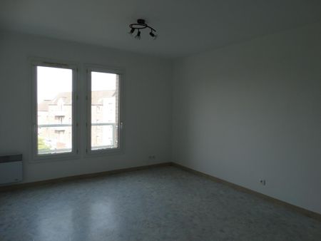 T2 à louer à NEUVILLE EN FERRAIN - Réf. 1199 - Photo 3