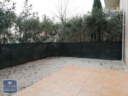 Location Appartement 2 pièces 47m² SORGUES 84700 - Photo 3