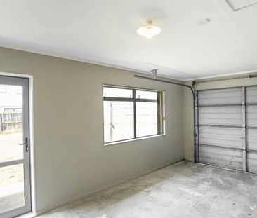 Spacious & Secure Family Living - Photo 2