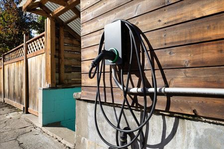 For Lease - 338 Bartlett Avenue, Toronto, Ontario - Photo 3