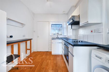 South Norwood Hill, South Norwood, London - Photo 5