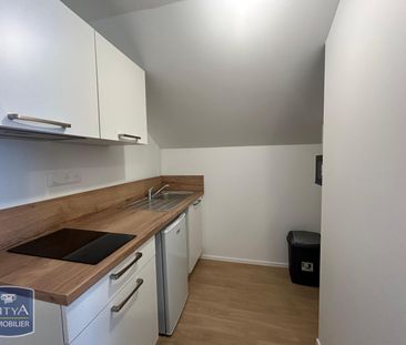 Location Appartement 1 pièce 15m² LAVAL 53000 - Photo 3