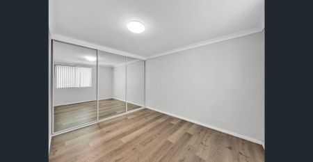 STYLISHLY RENOVATED 2-BEDROOM FLAT, FULLY INCLUSIVE AND LOW MAINTENANCE - Photo 4