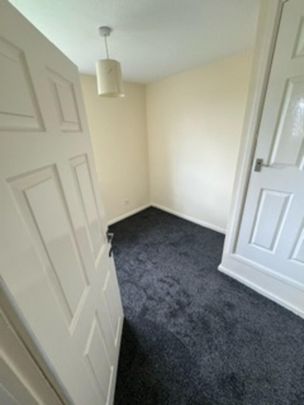 2 bedroom semi-detached house to rent - Photo 1