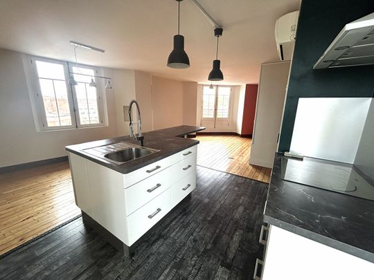 Location Appartement 3 pièces 79m² - Photo 1